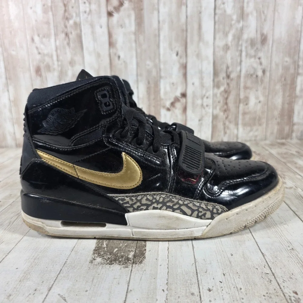 Jordan Legacy 312 Black Gold Patent Leather Sneakers AV3922-007 Mens 9.5 High